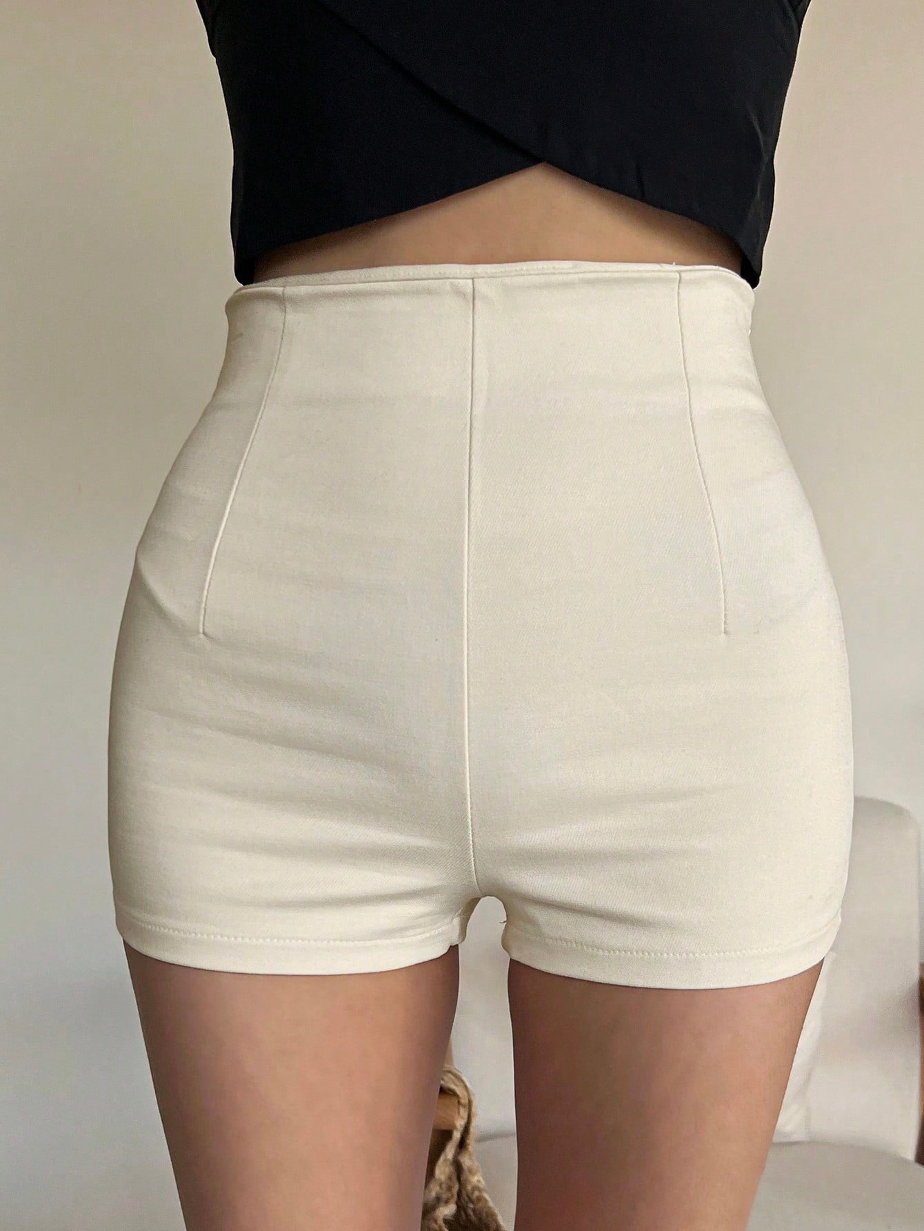 ハイウエストフィットショートパンツ